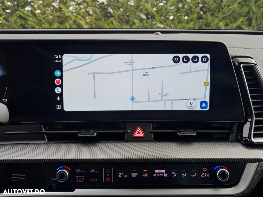 Kia Sportage 1.6 T-GDI PHEV 6AT 4x4 GT Line - 16