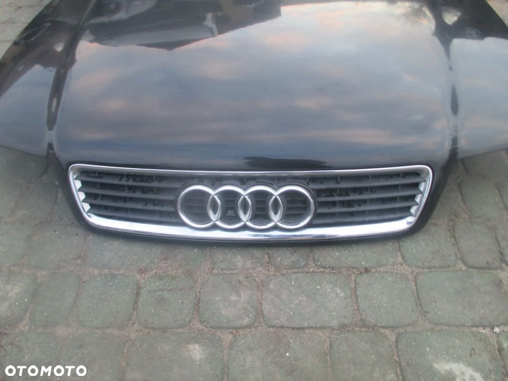 maska Audi A4 B5 Lift LC9Z - 2