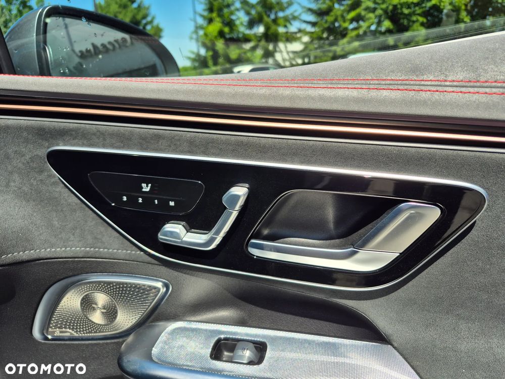 Mercedes-Benz EQE 350 89kWh 4-Matic AMG Line - 35