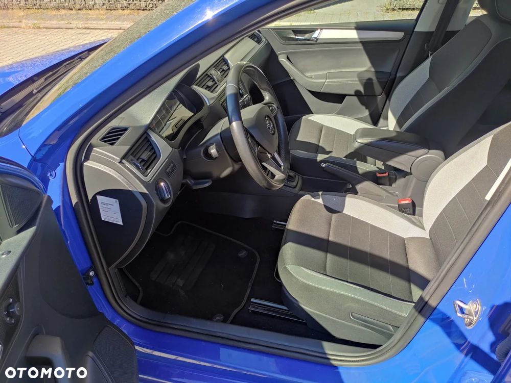 Skoda RAPID 1.0 TSI Ambition DSG - 7