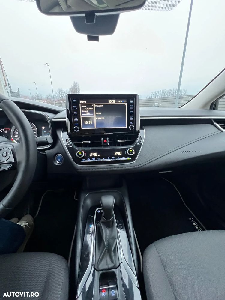 Toyota Corolla Sedan 1.8 HSD Dynamic - 21