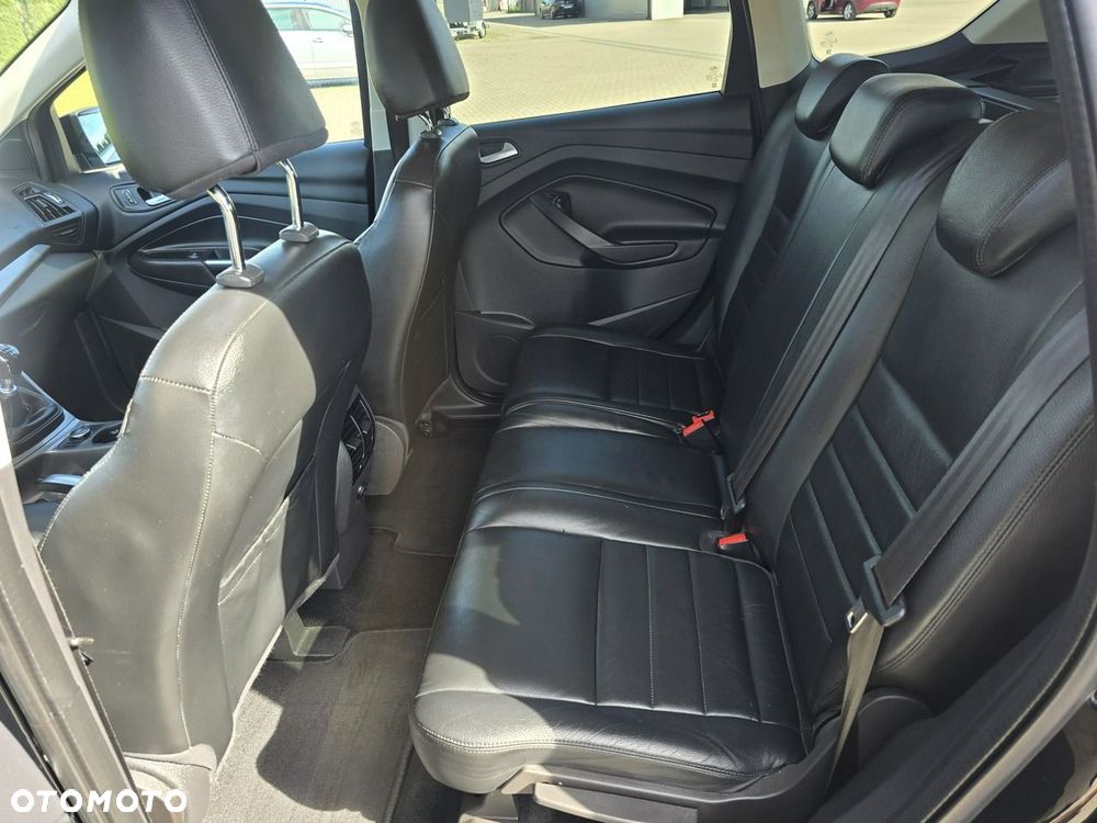 Ford Kuga - 16