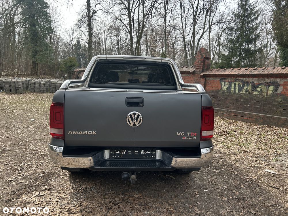 Volkswagen Amarok 3.0 V6 TDi 4MOTION Highline - 8