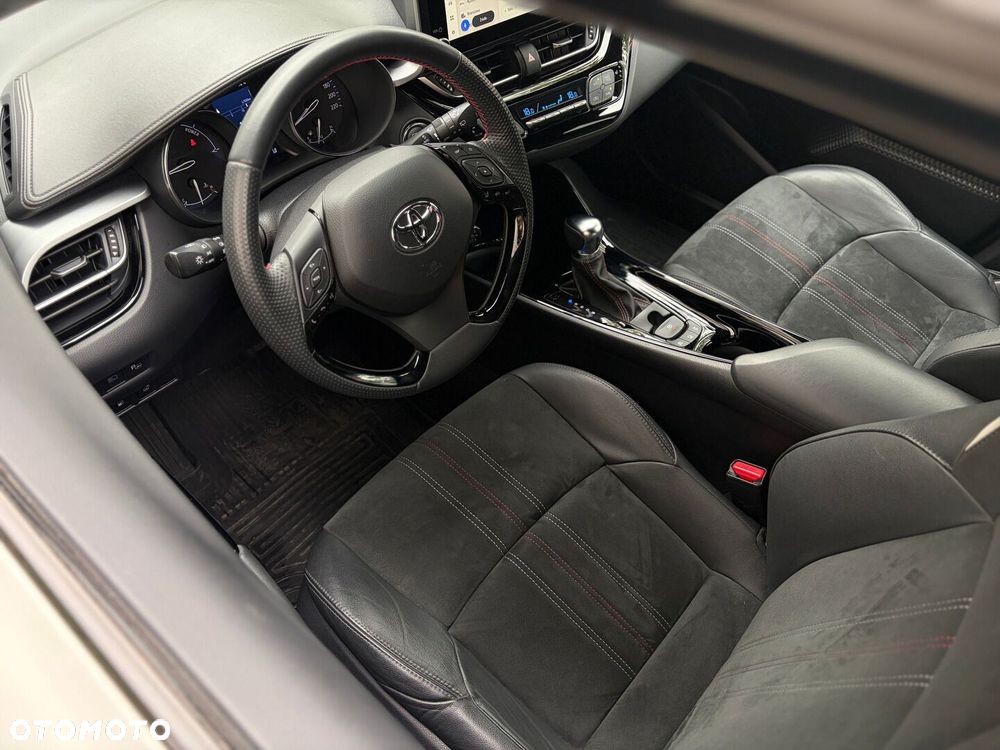 Toyota C-HR 1.8 Hybrid GPF GR Sport - 27