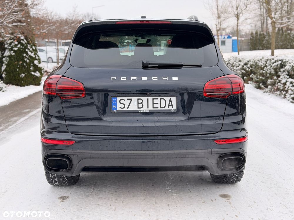 Porsche Cayenne Platinum Edition - 15