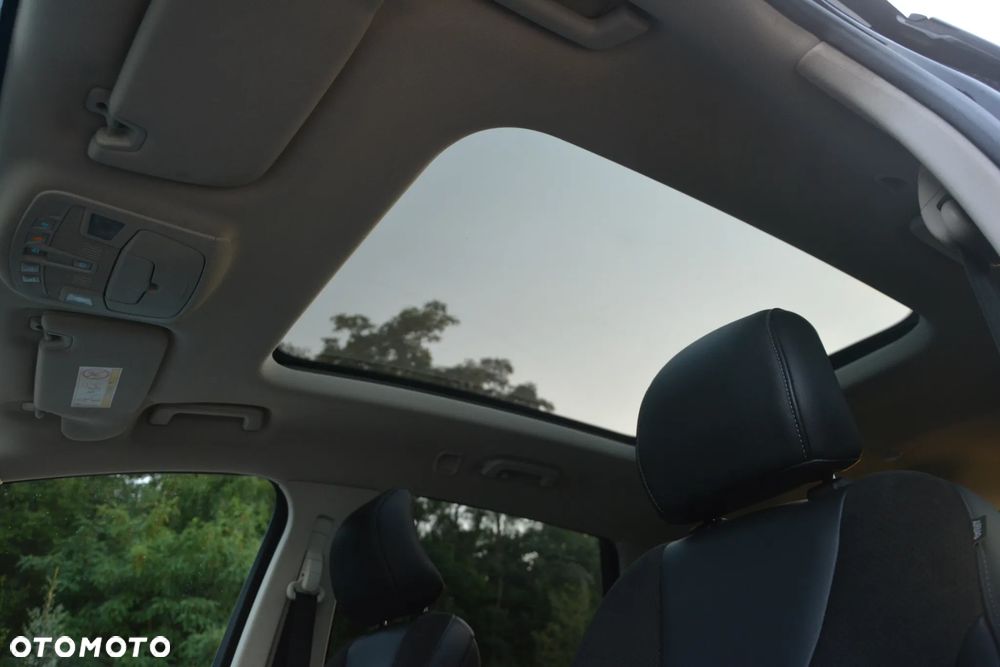 Ford S-Max 2.0 TDCi Titanium PowerShift - 33