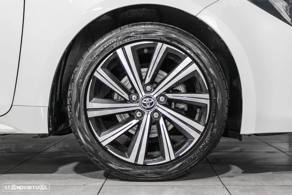 Toyota Corolla Touring Sports 1.8 Hybrid Comfort+P.Sport - 12