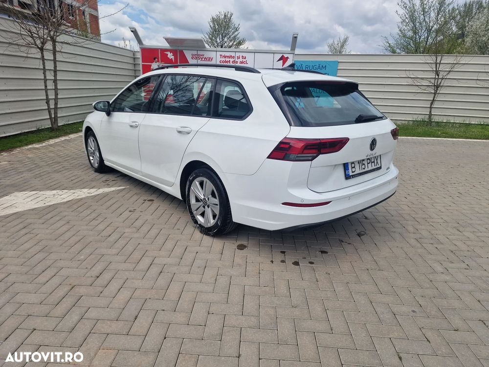 Volkswagen Golf 1.5 eTSI ACT DSG MHEV Style - 4