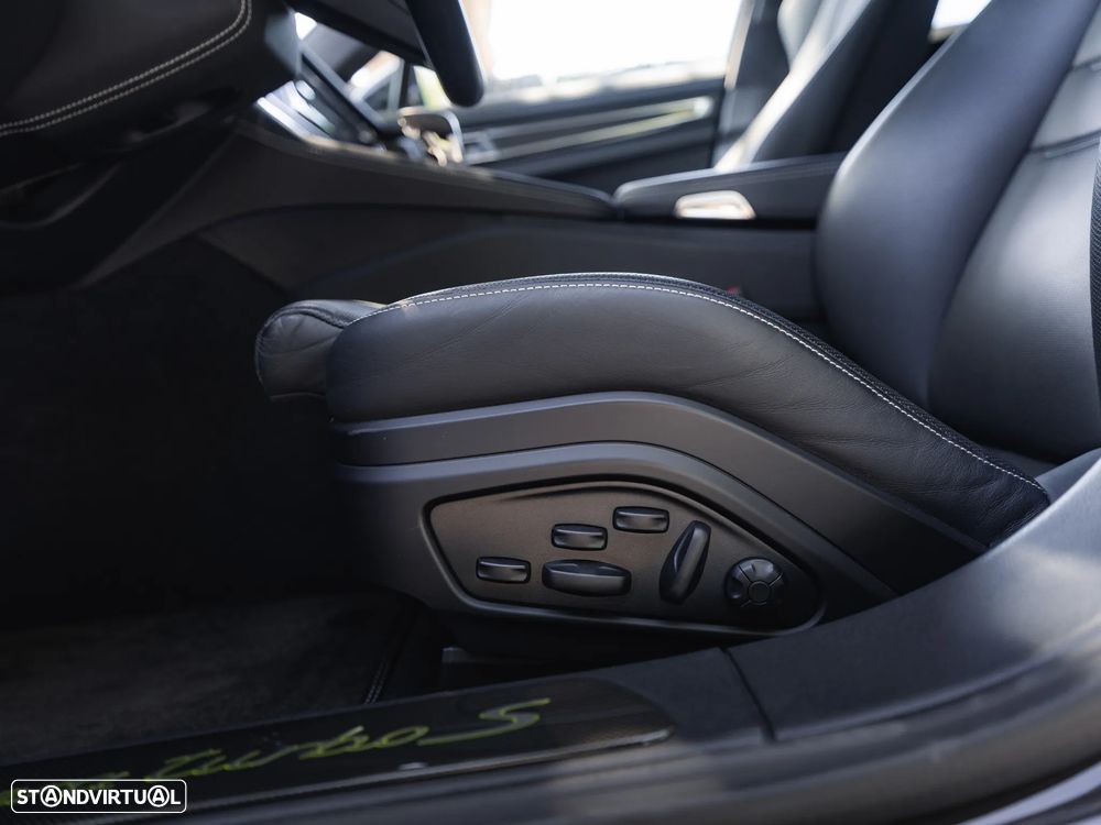 Porsche Panamera Turbo S E-Hybrid - 26