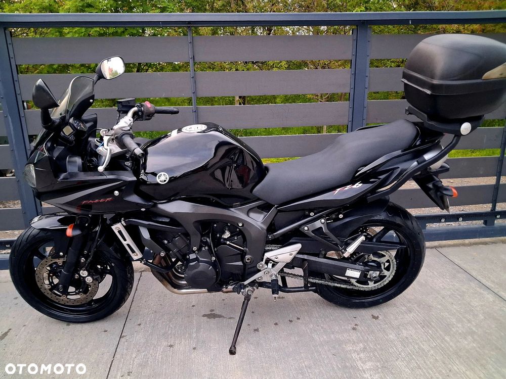 Yamaha FZ6 - 2
