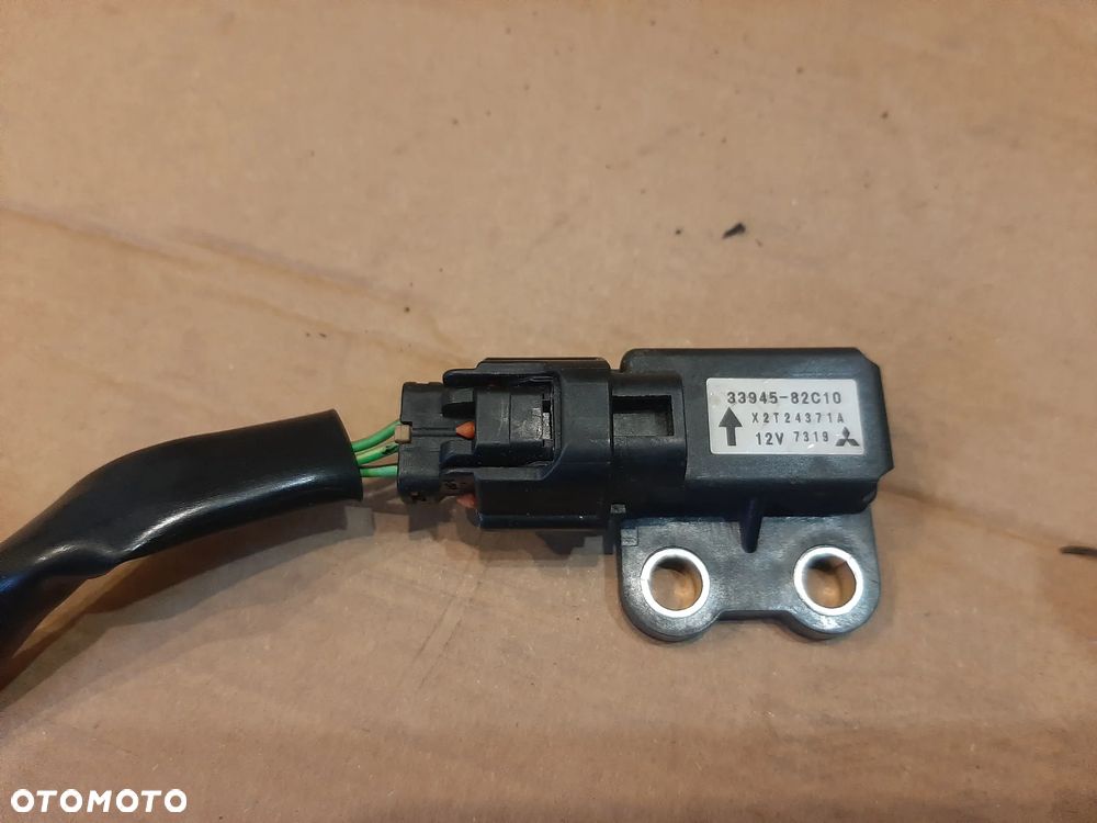 Czujnik uderzeniowy SUZUKI SX 4  OE  33945-82C10 - 1
