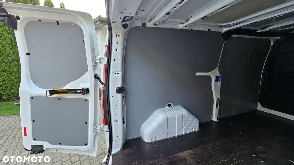 Ford Custom 2,0TDCI L2H1 Długi Led Webasto Parktronik Klima Hak Brutto - 36
