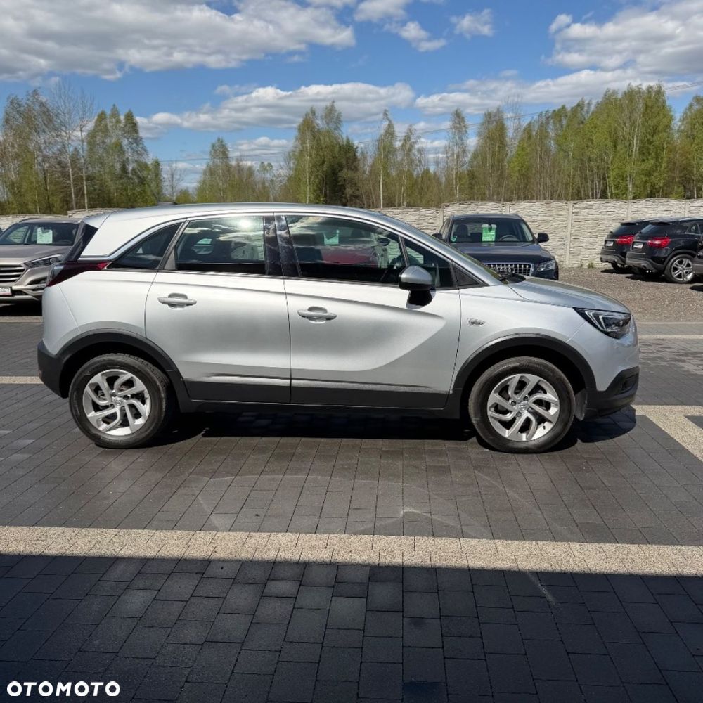 Opel Crossland X - 11