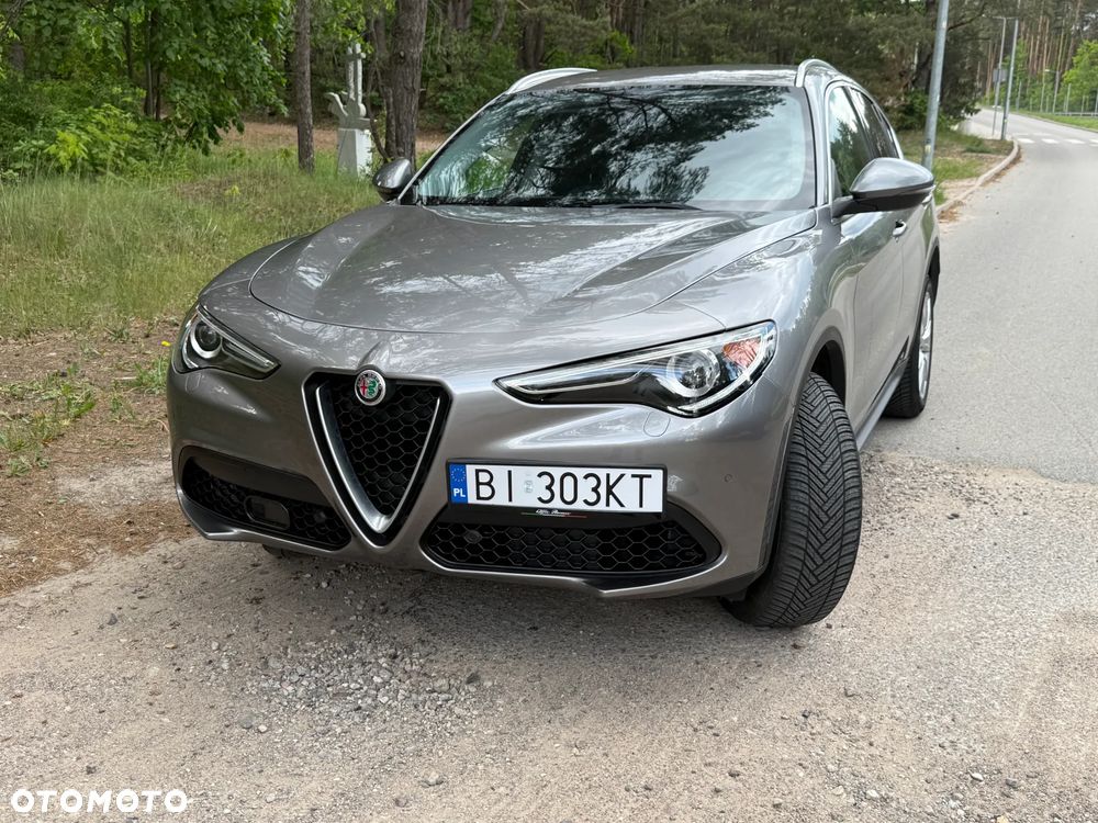 Alfa Romeo Stelvio - 4
