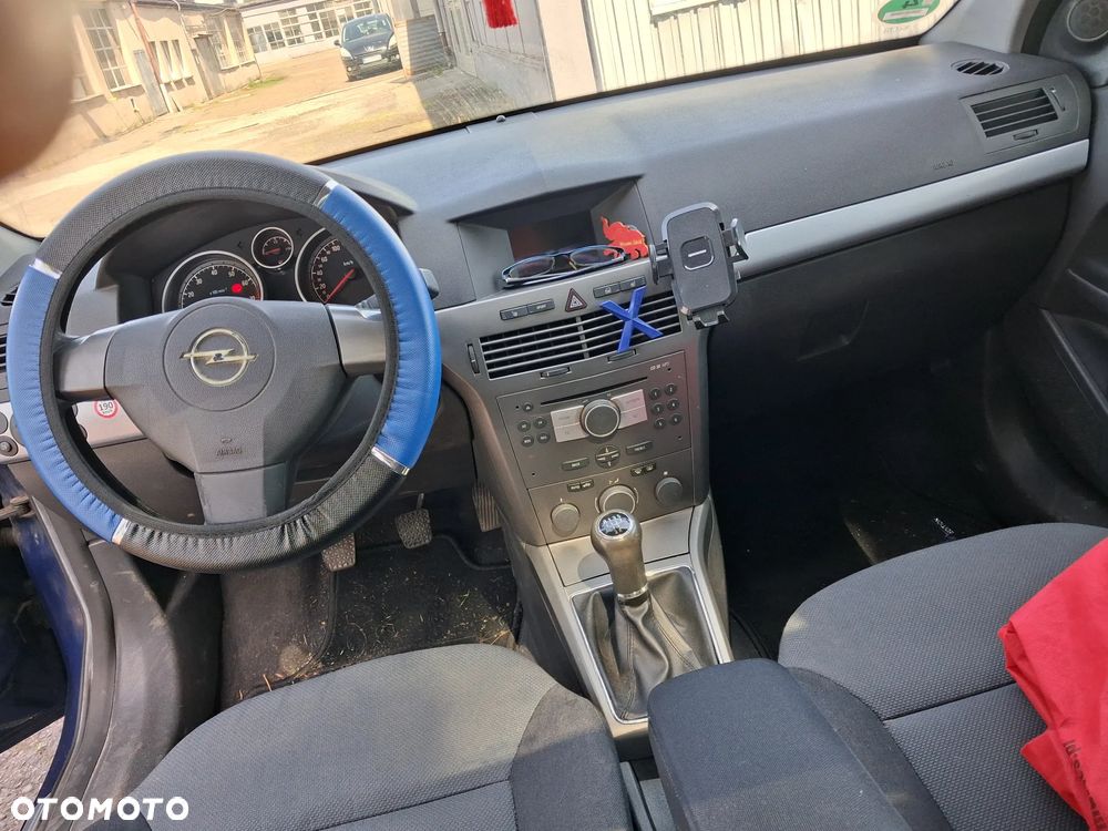 Opel Astra 1.8 Caravan Elegance - 4