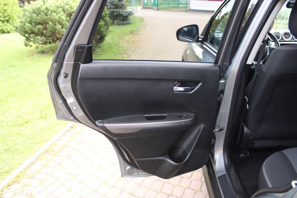 Suzuki Vitara 1.4 Boosterjet SHVS Premium 2WD - 18