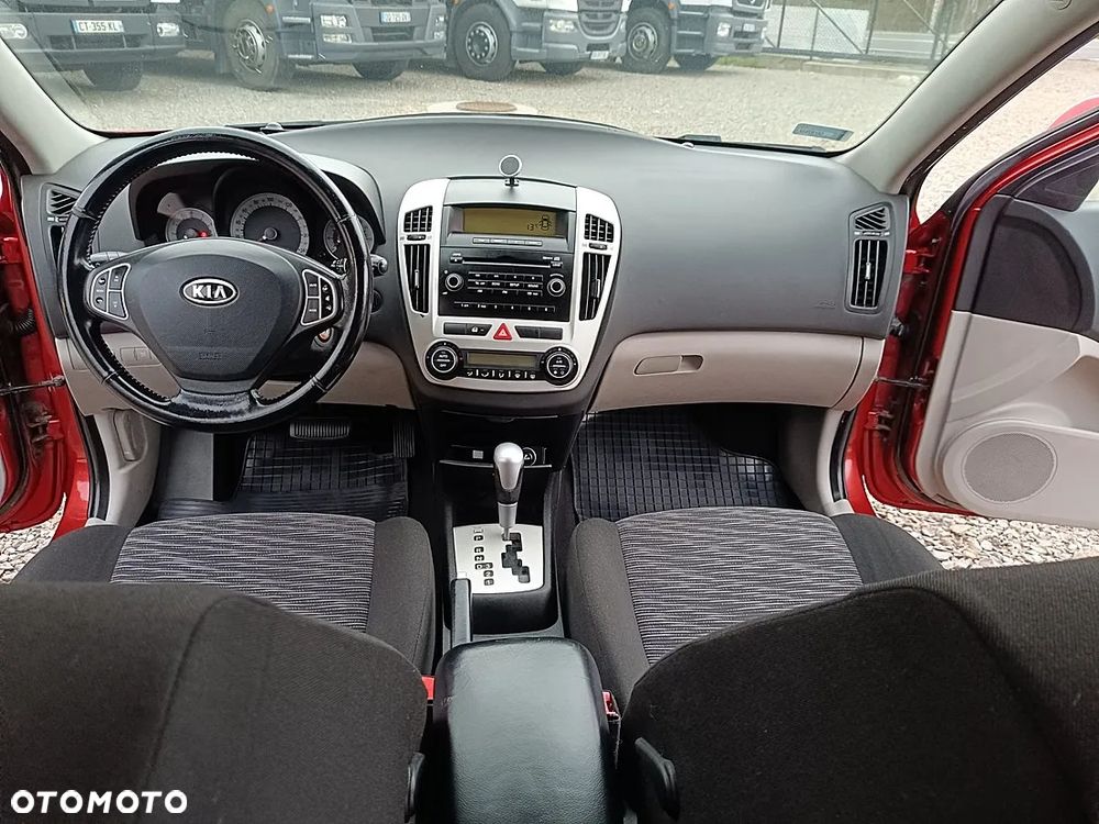 Kia Ceed 1.6 Optimum + - 17