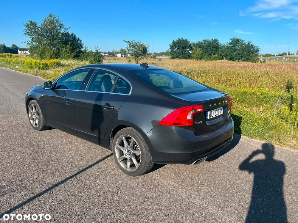 Volvo S60 2.5 T5 AWD - 4