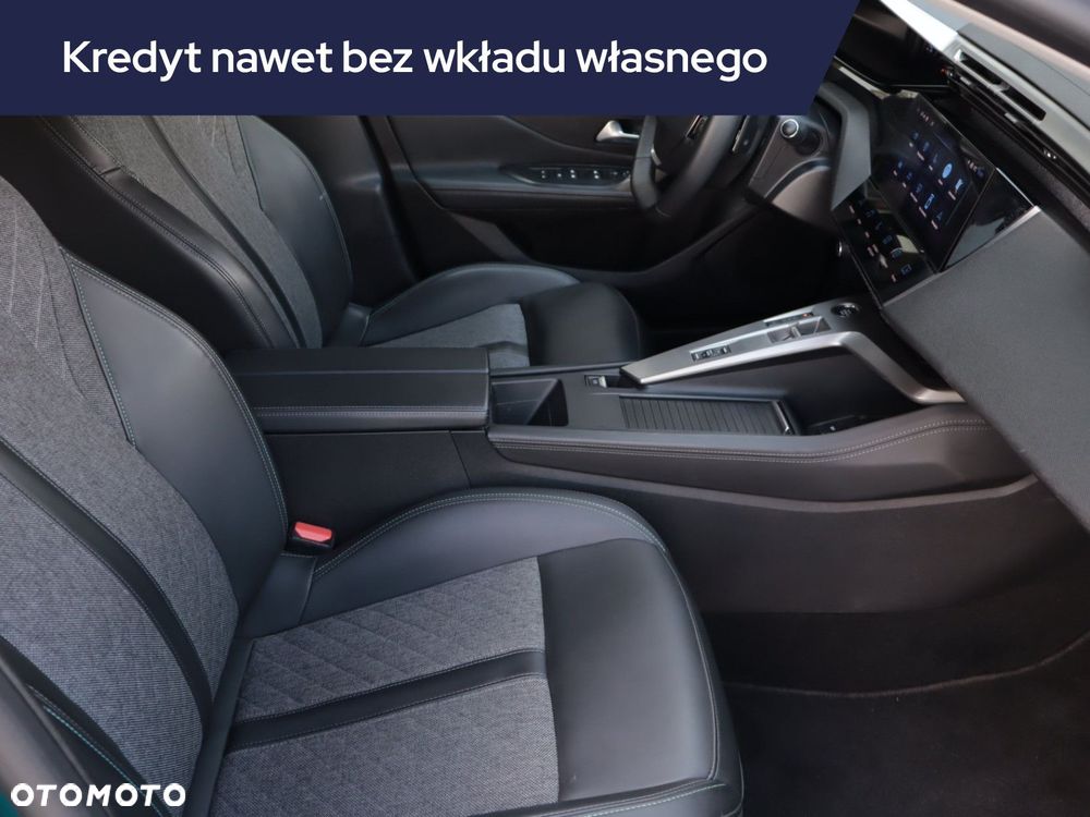Peugeot 408 - 11