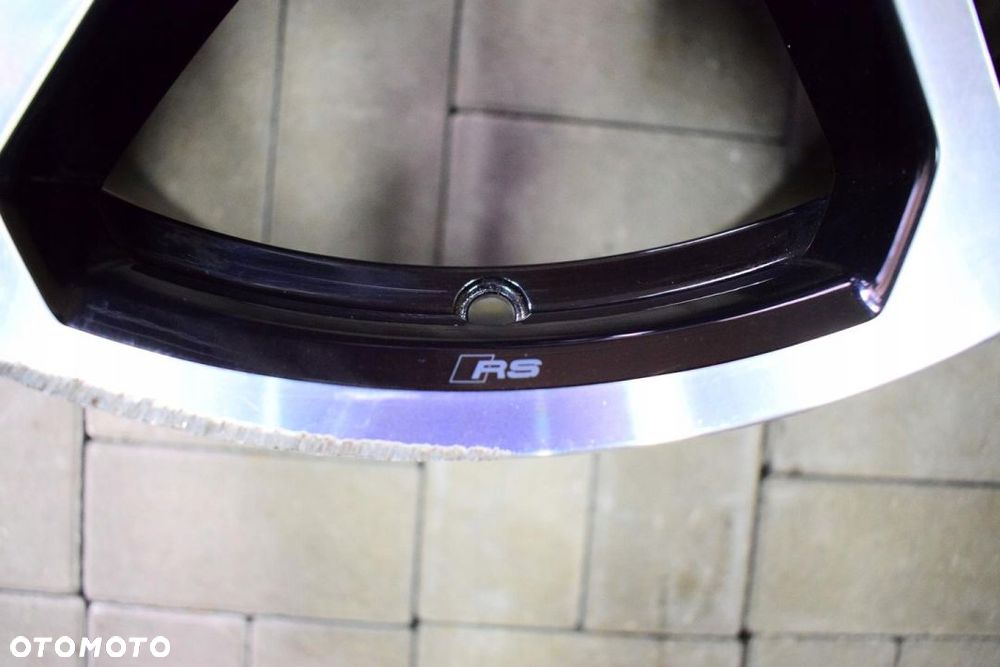 AUDI 20 E-Tron GT RS 4J3 Oryginał Tył - 3