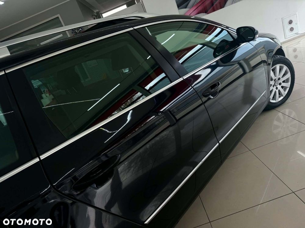 Volkswagen Passat - 2