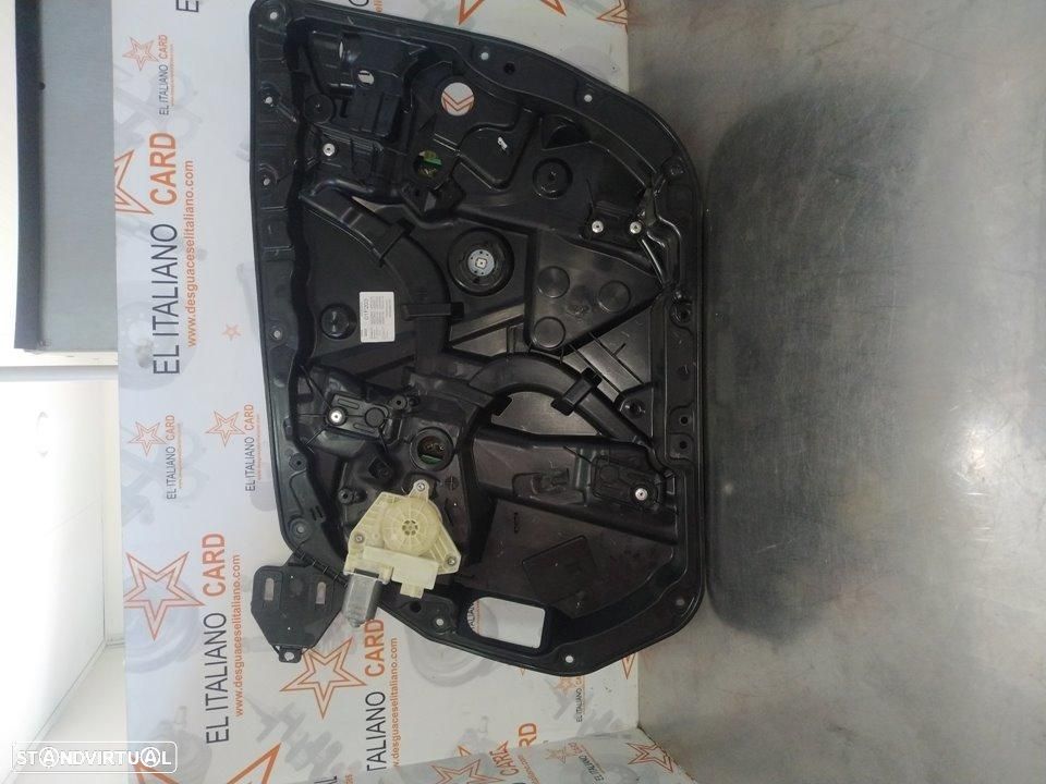 ELEVADOR FRENTE DIREITO MERCEDES-BENZ CLASE C BM 205 FAMILIAR - 1