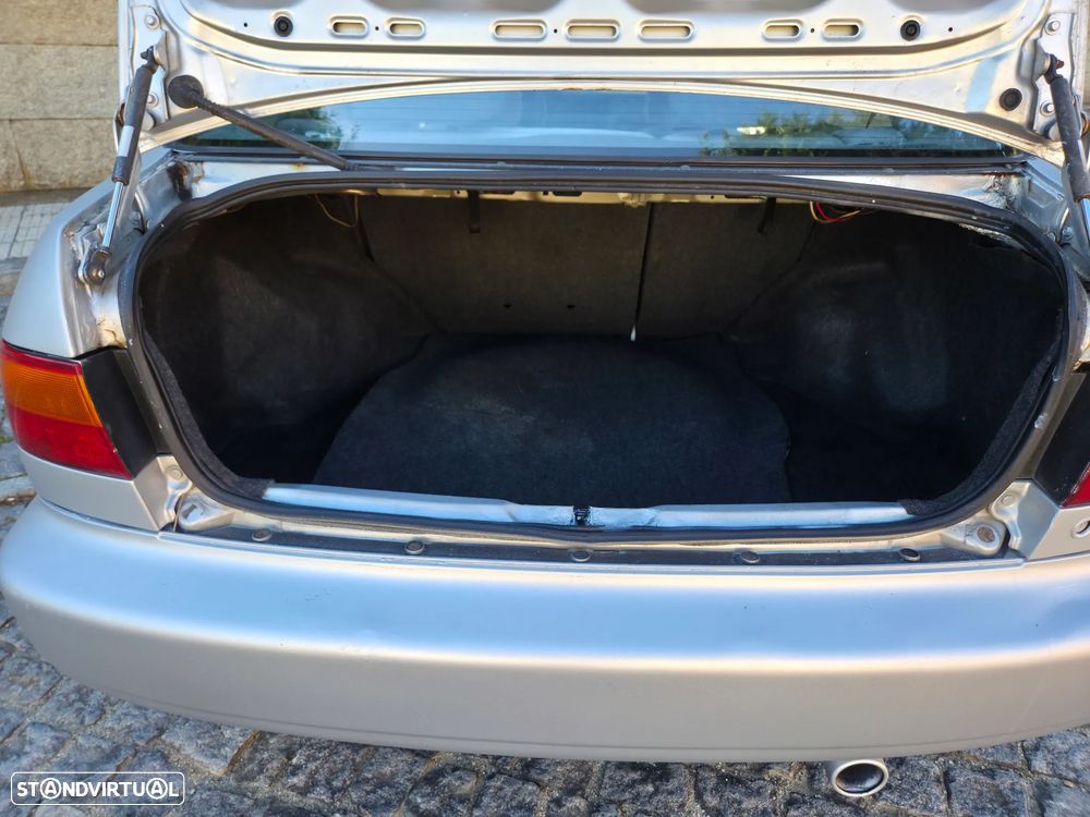 Honda Civic 1.5 LSi 16 V - 14
