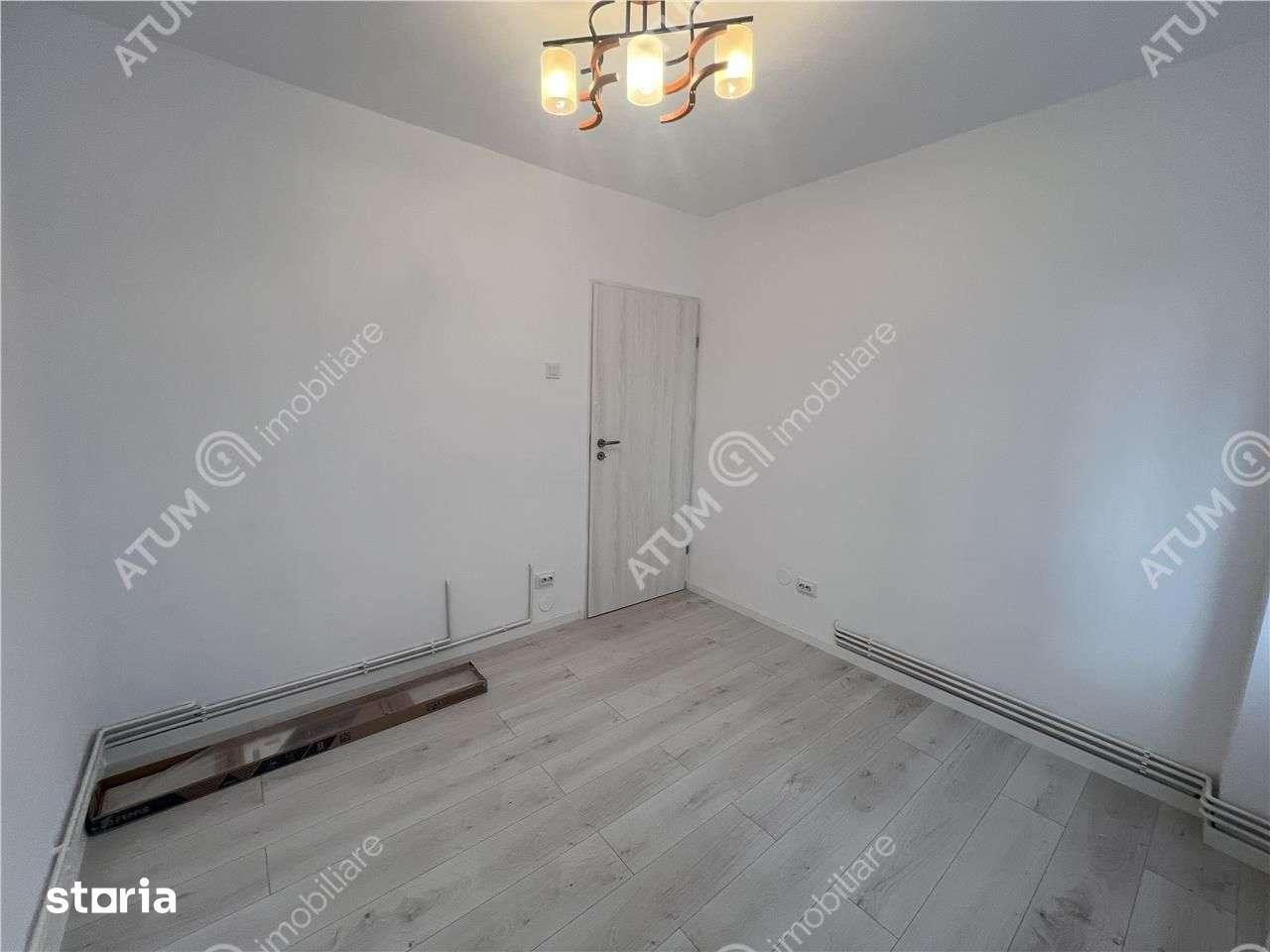 Apartament renovat cu 2 camere decomandate si balcon zona Rahovei — fotografia 3