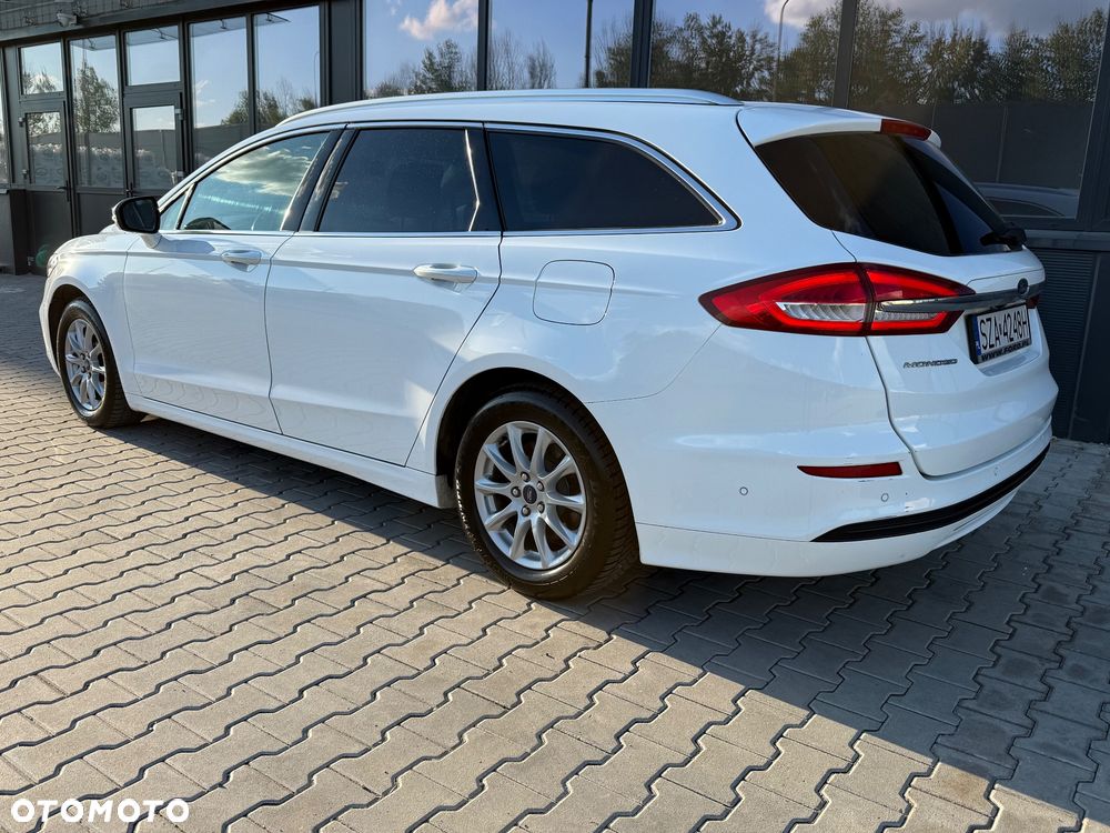 Ford Mondeo 2.0 TDCi Titanium PowerShift - 26