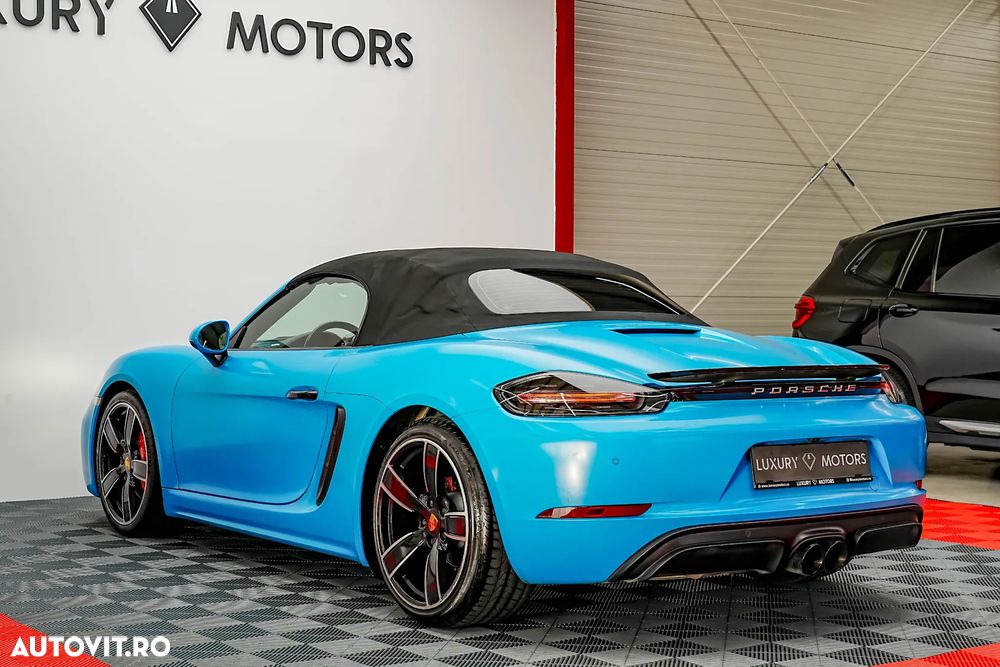 Porsche Boxster 718 GTS PDK - 14