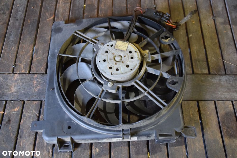 Opel Astra H Zafira B Wentylator chłodnicy 24467444 24467442 - 1