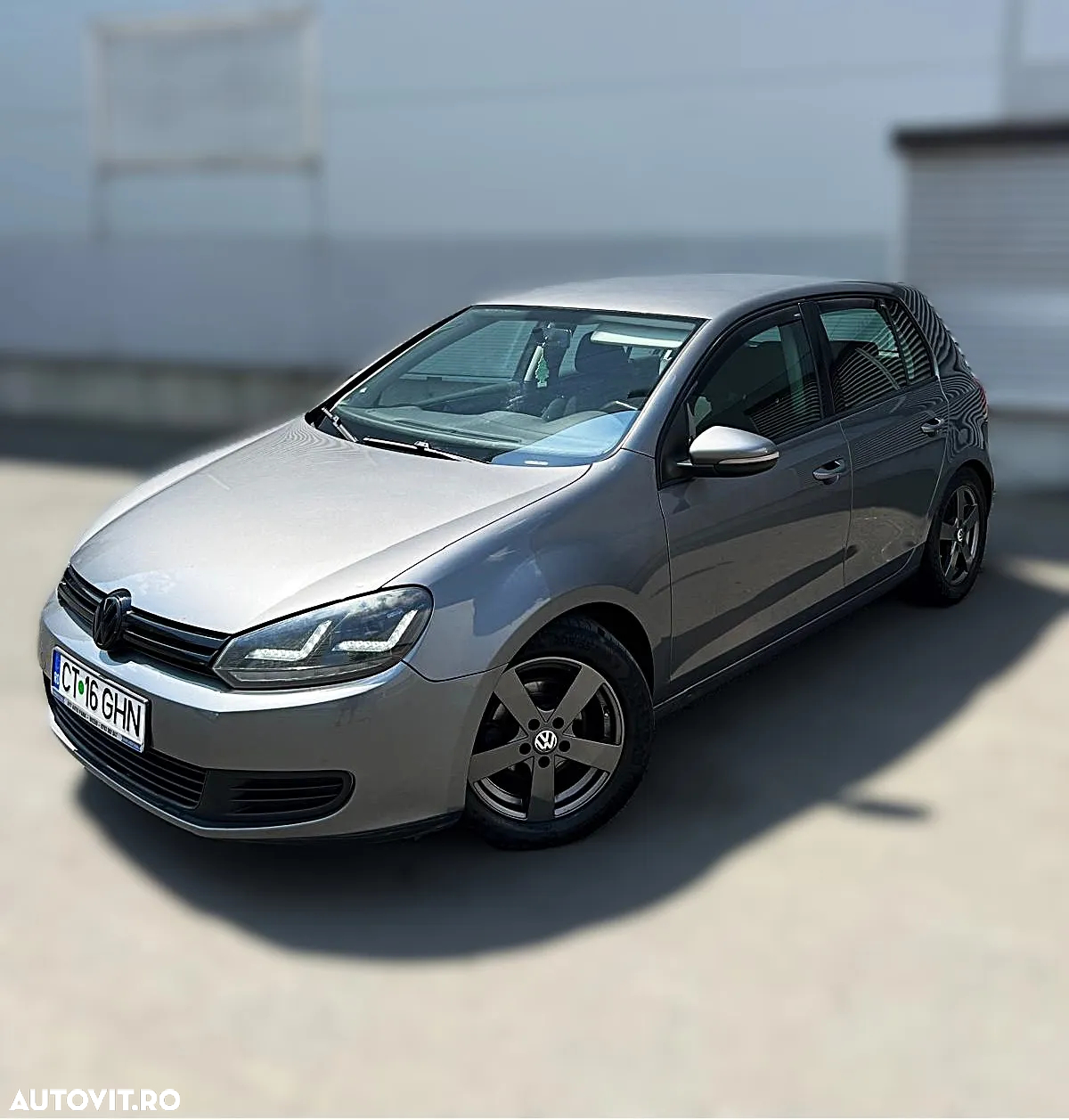 Volkswagen Golf 2.0 TDI Comfortline DSG - 3