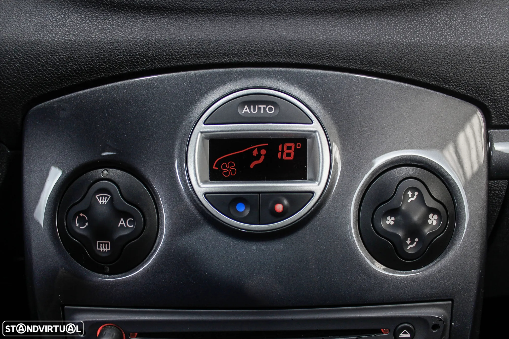 Renault Clio 2.0 16V RS - 36
