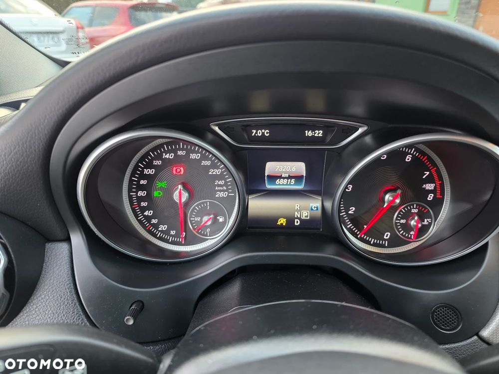Mercedes-Benz GLA 220 4-Matic Style - 18