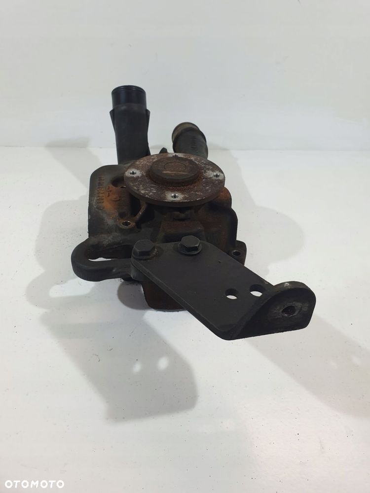 pompa wody 9042011001 r9062010007 mercedes atego axor e5 om906 - 5