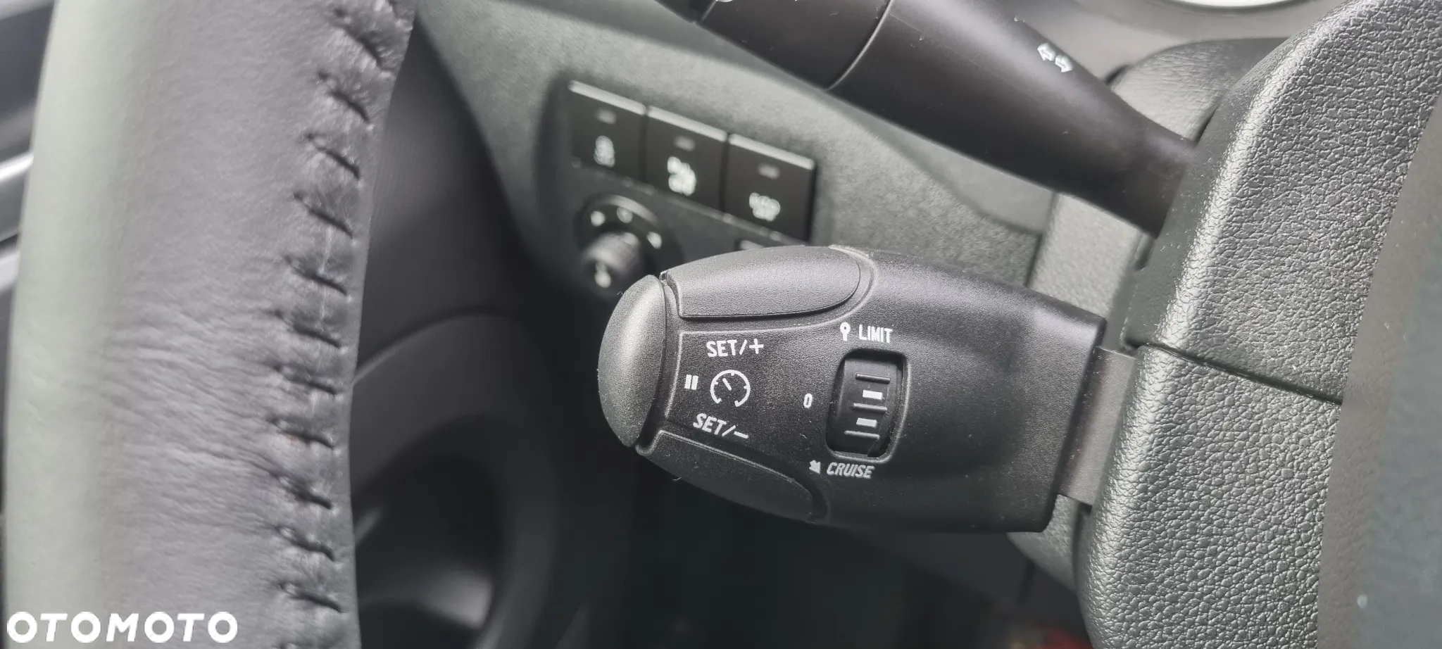 Citroën Berlingo Multispace PureTech 110 SELECTION - 20