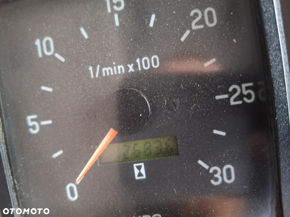 Mercedes-Benz Axor 1829 Zamiatarka Optifant70 2 Silniki Szczotki Lewa i Prawa Strona Karcher PM10 Listwa Ciśnieniowa - 21