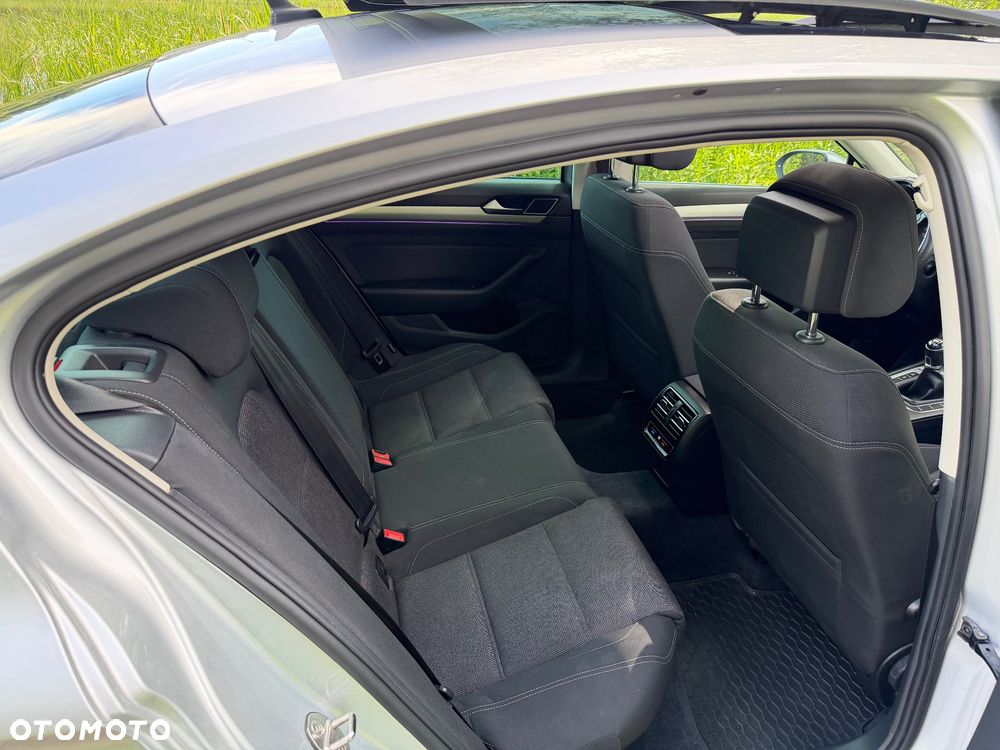 Volkswagen Passat 1.4 TSI ACT (BlueMotion Technology) Highline - 10