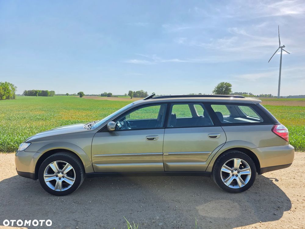 Subaru Outback - 2