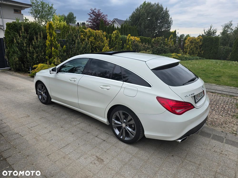 Mercedes-Benz CLA 180 Peak Edition - 13