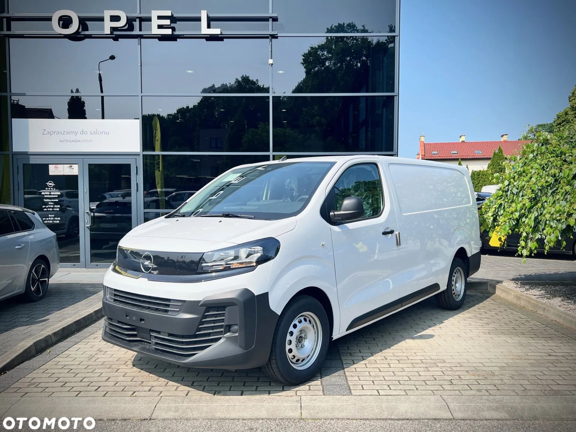 Opel Vivaro - 1