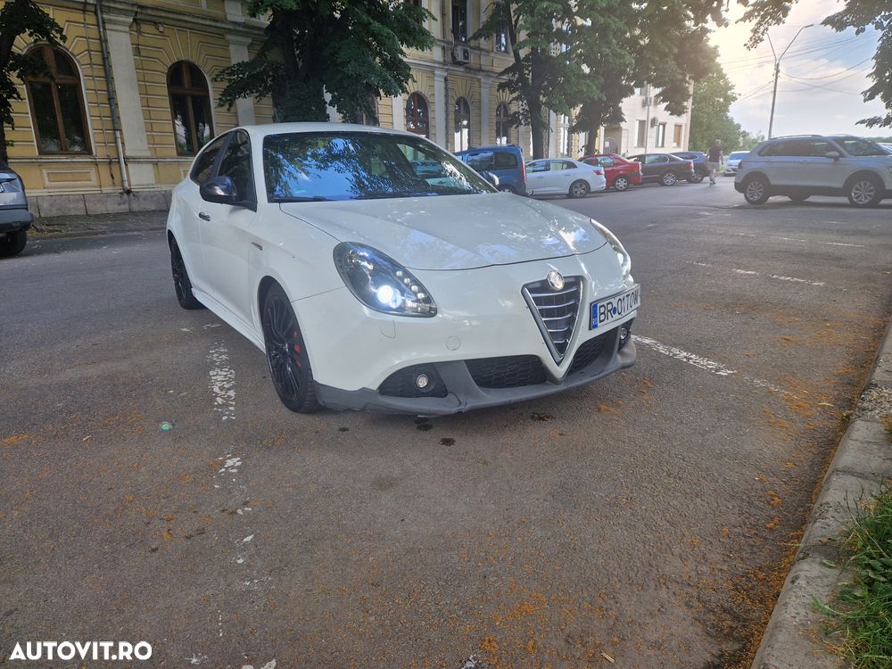 ALFA ROMEO Giulietta 2011 — imagine 6
