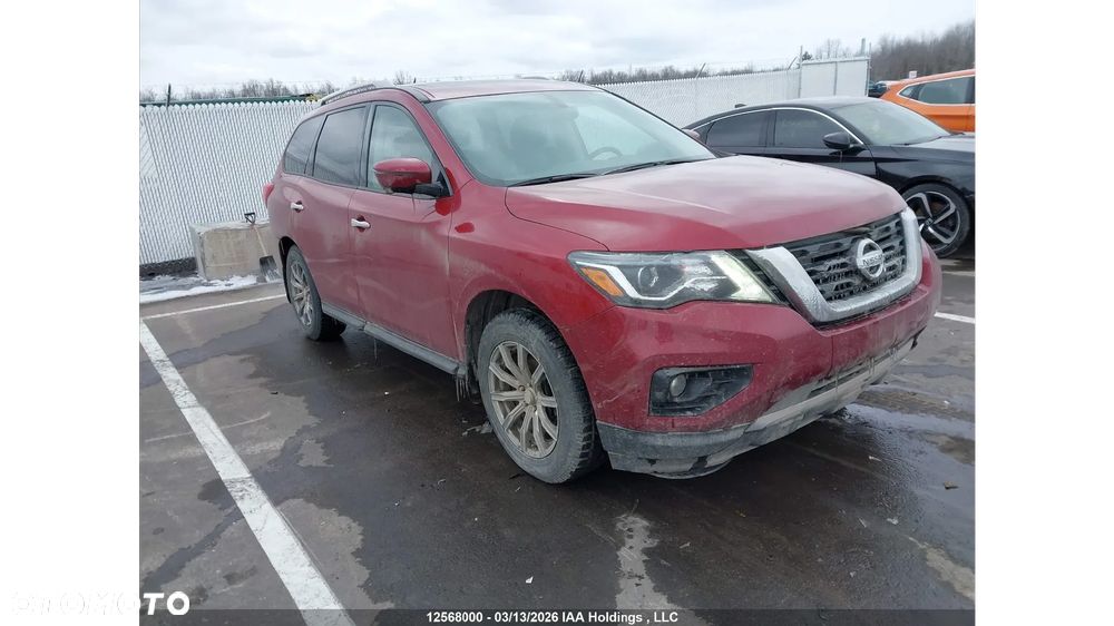 Nissan Pathfinder - 4