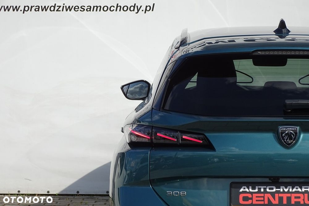 Peugeot 308 180 e-EAT8 GT - 11