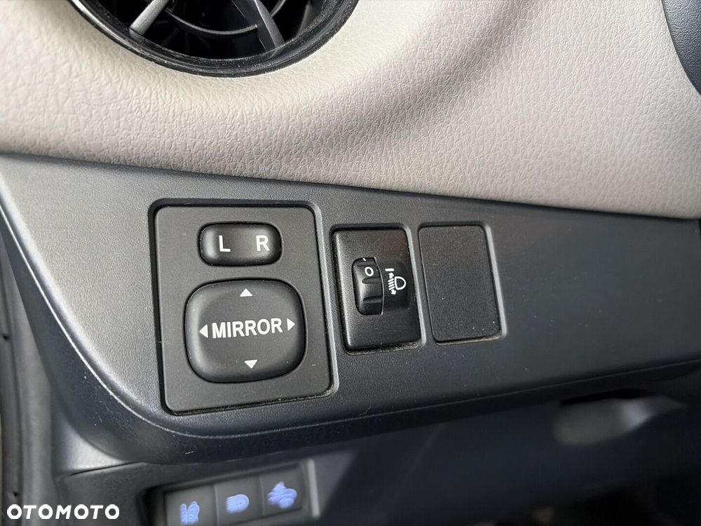 Toyota Yaris 1.5 Selection - 27