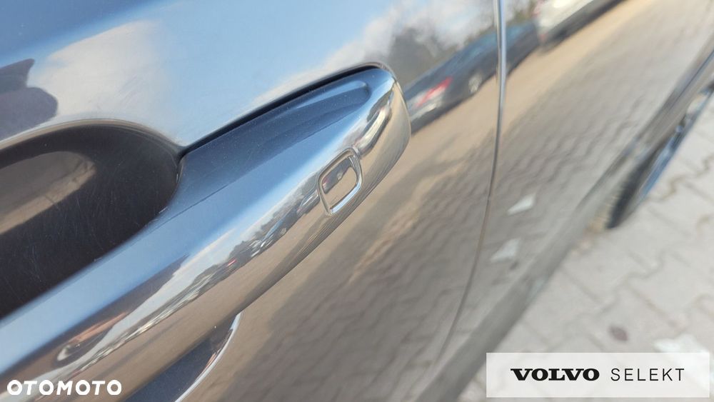 Volvo V90 Cross Country - 12