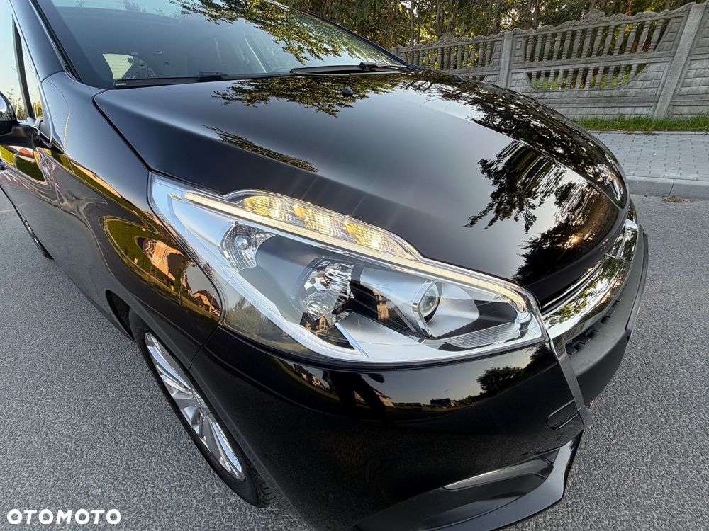 Peugeot 208 1.6 BlueHDi Active S&S - 21