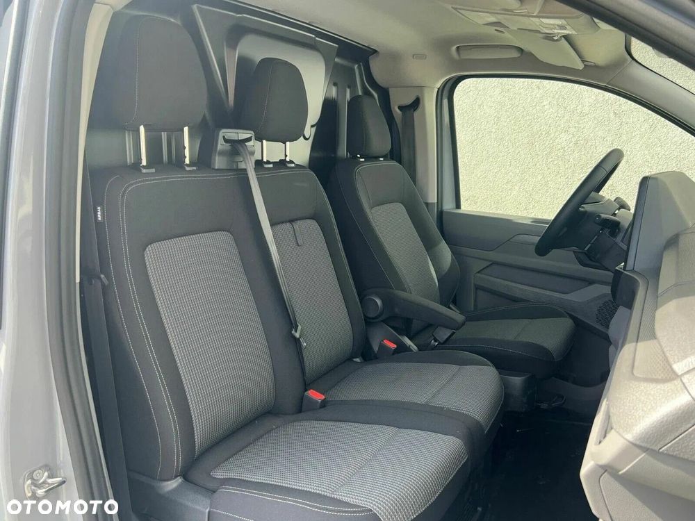 Volkswagen Transporter Furgon 2.0 TDI 150 KM automat - 8