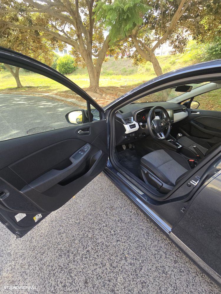 Renault Clio 1.0 TCe Limited - 17