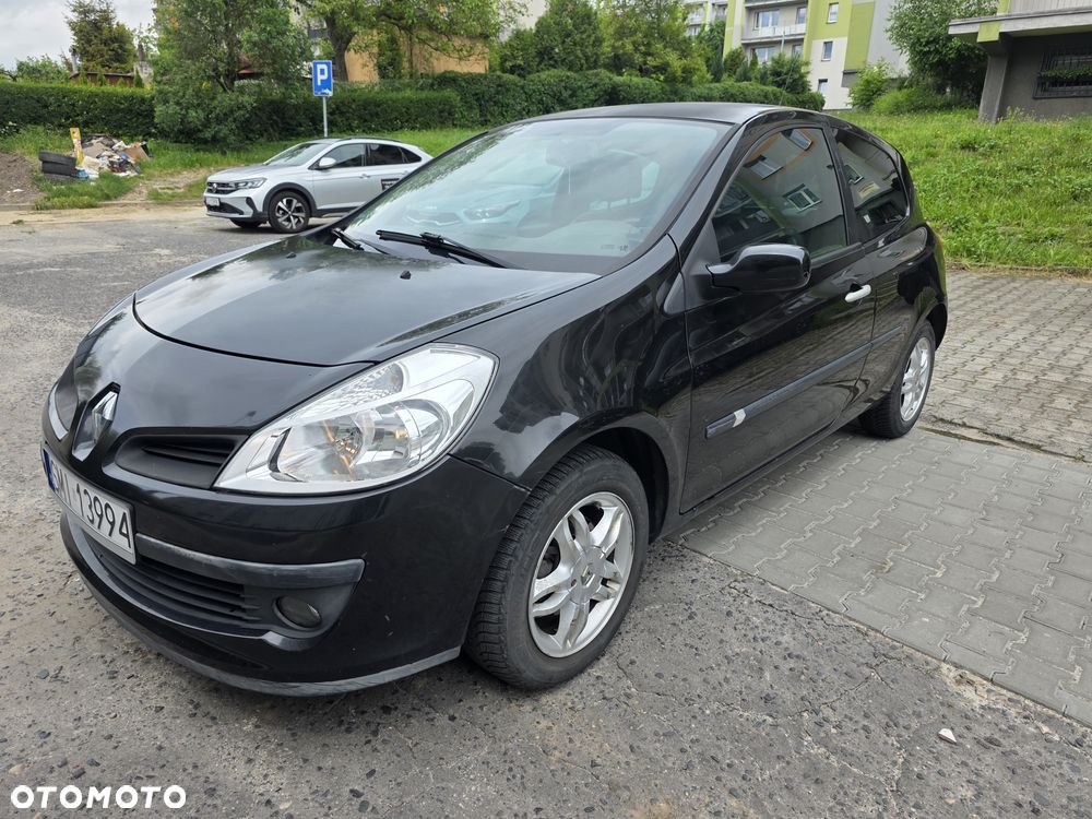 Renault Clio - 2